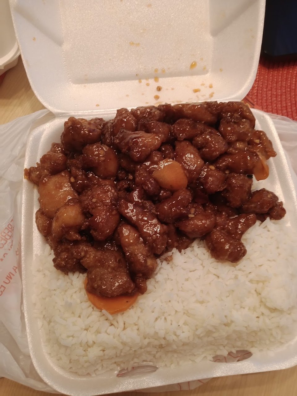 General TSO's Chicken with White Rice